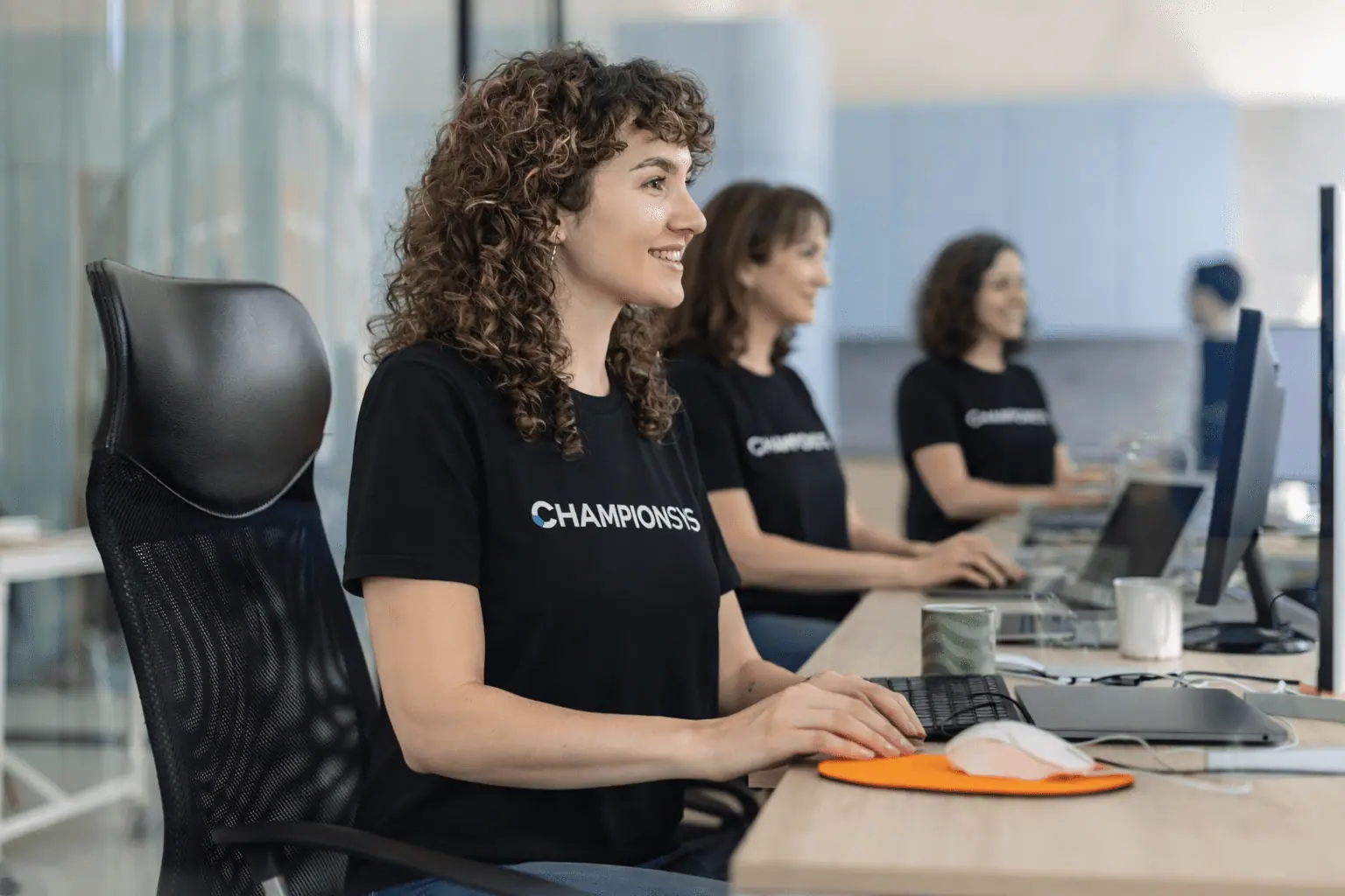 Argentina el hub estratégico de outsourcing tecnológico: equipo profesional trabajando en soluciones empresariales y transformación digital